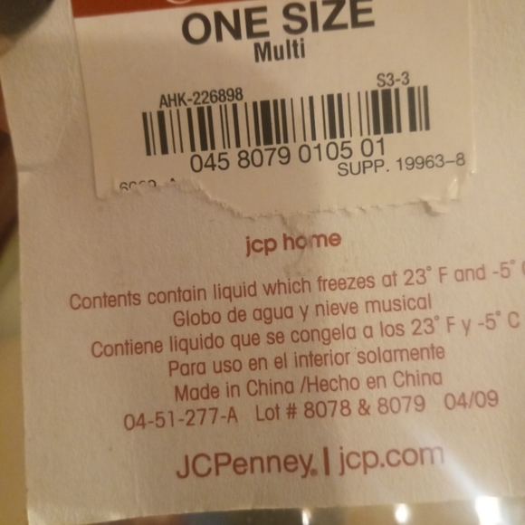 North Pole Trading Co. Musical Nativity Scene Snow Globe Plays "Silent Night" - Picture 9 of 10